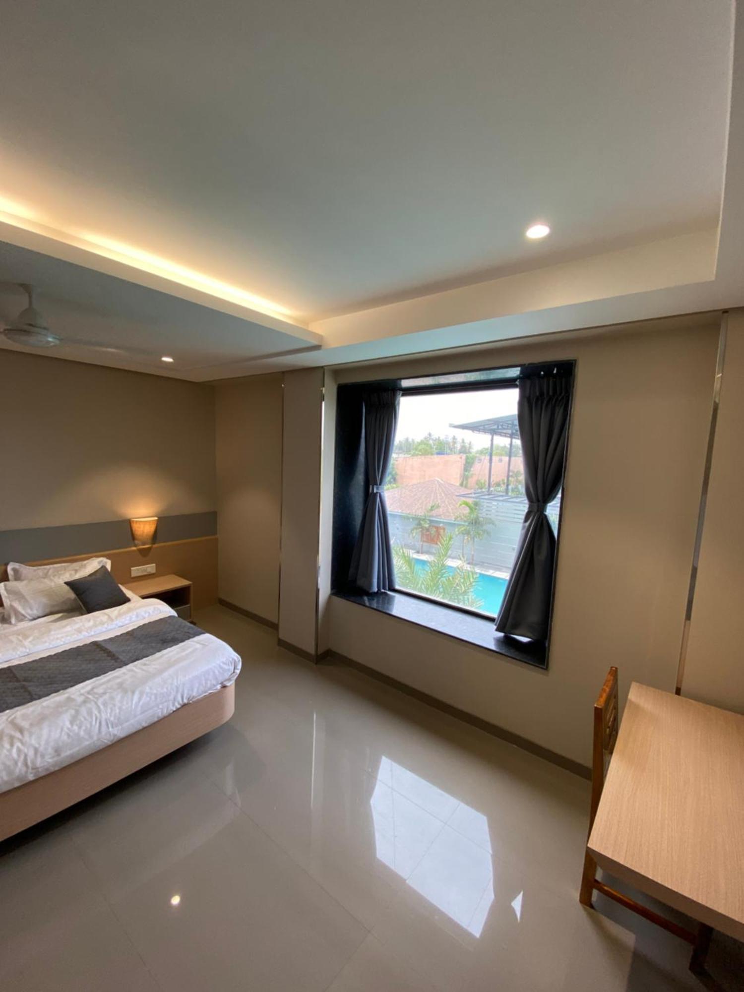 The Pavilion Park Resort Malegaon Luaran gambar