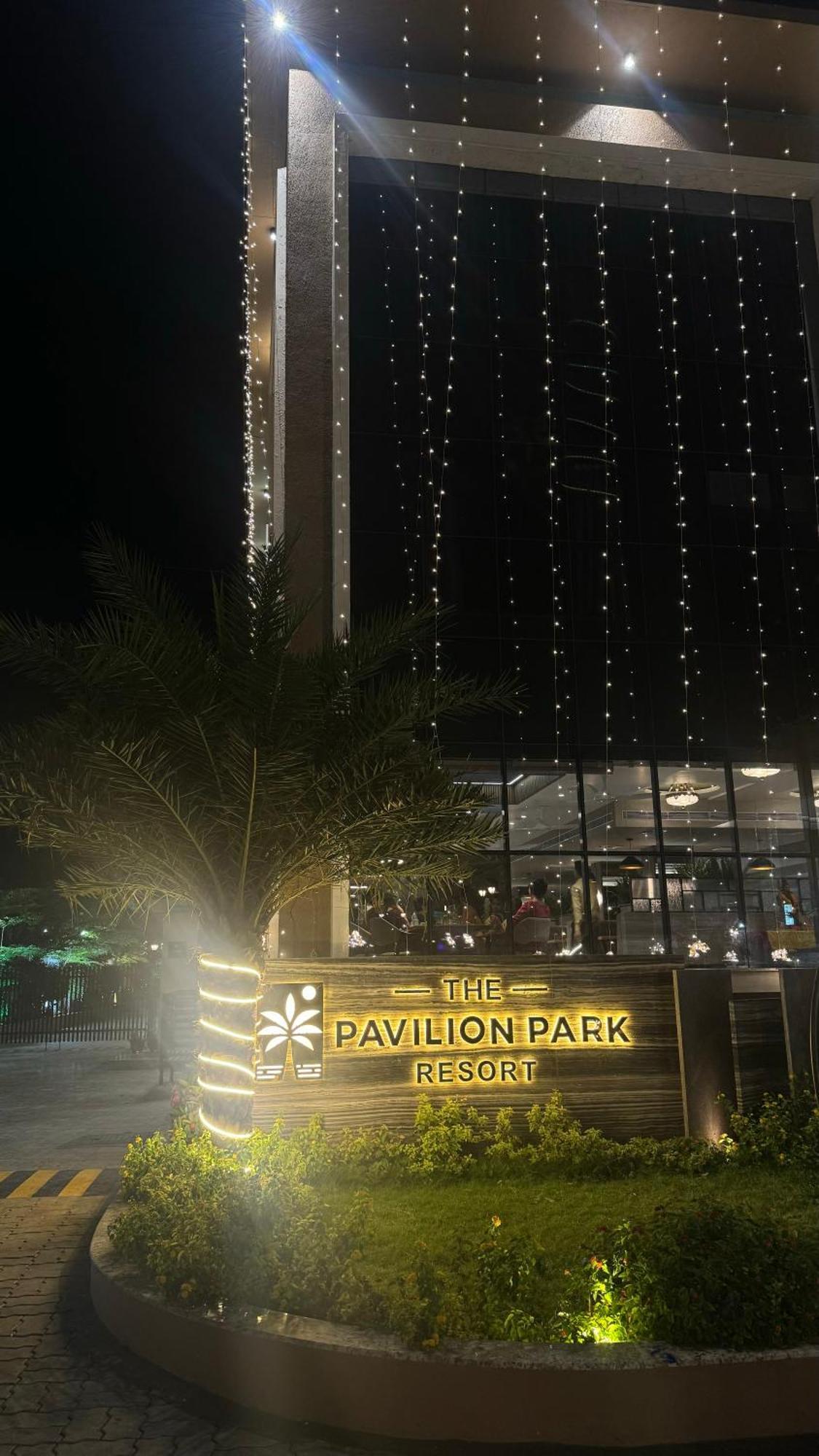The Pavilion Park Resort Malegaon Luaran gambar